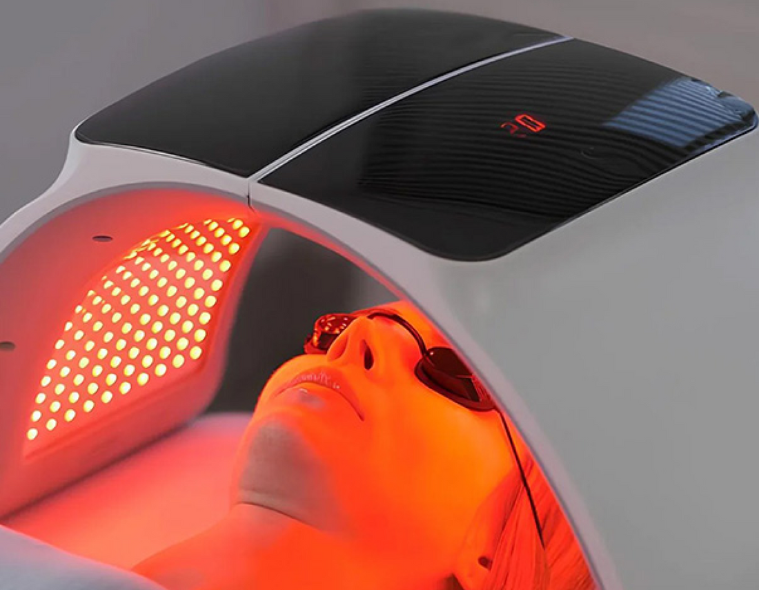 LED Light Therapy Device LED Light Therapy Device