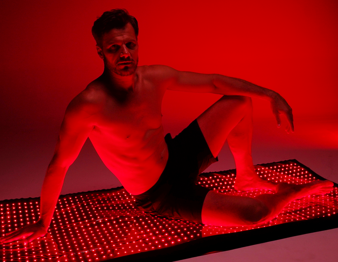 Red and Near-Infrared Light Therapy Bag Pro